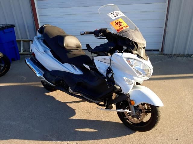 Suzuki AN650L