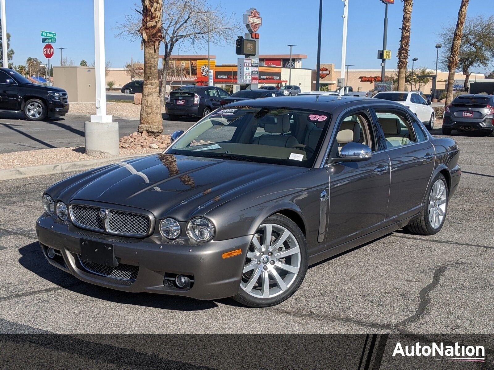 Jaguar XJ