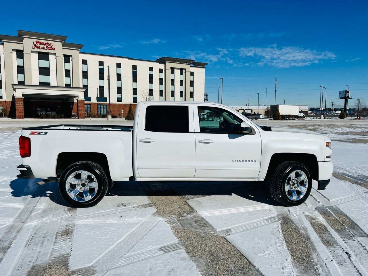 2017 CHEVROLET Silverado