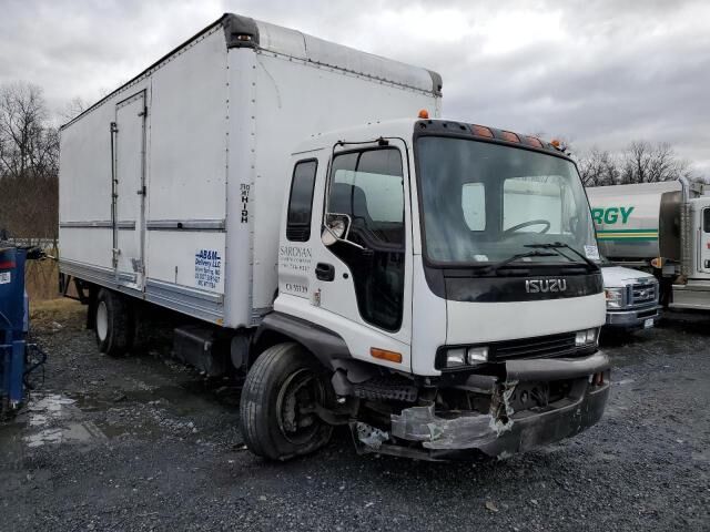 Isuzu T7F