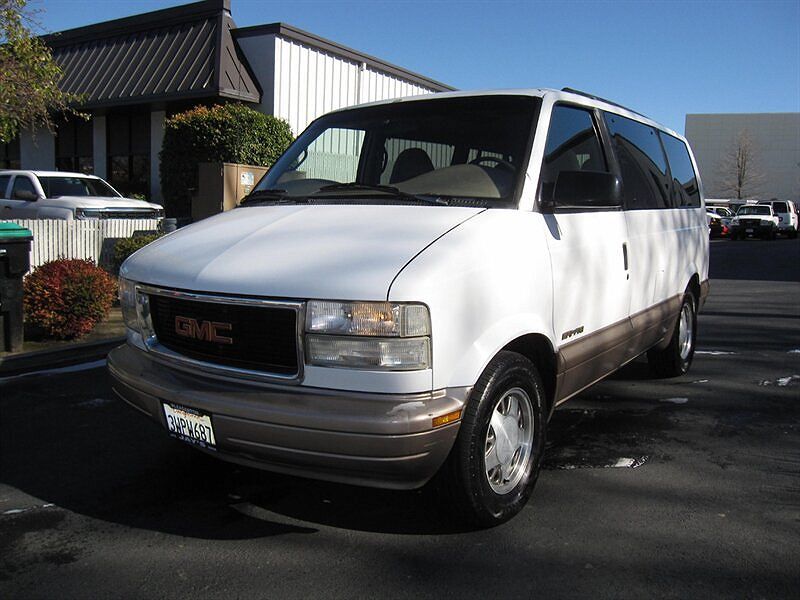 GMC Safari