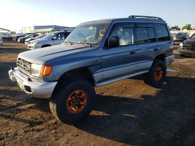 Mitsubishi Montero
