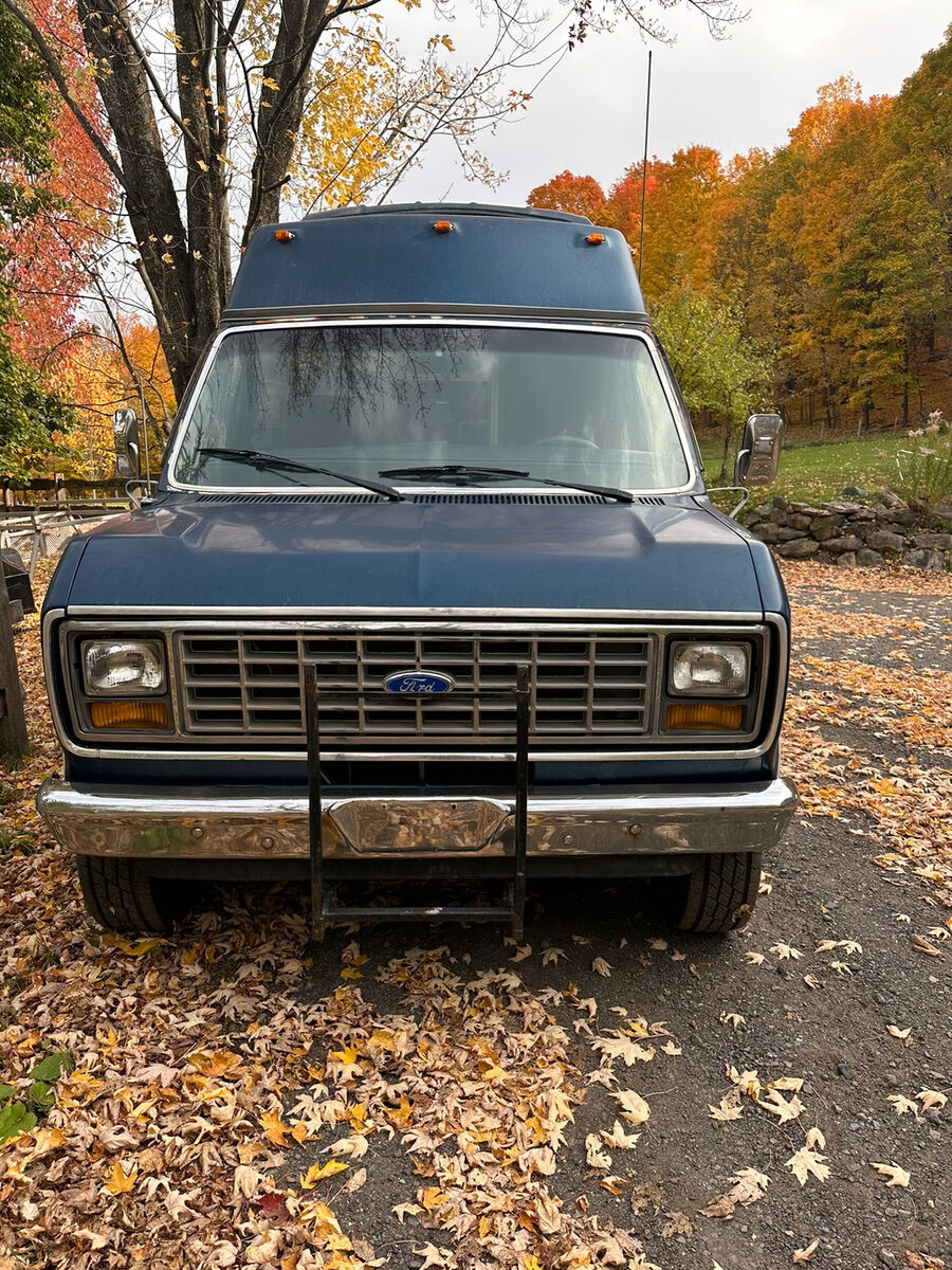 Ford E-250