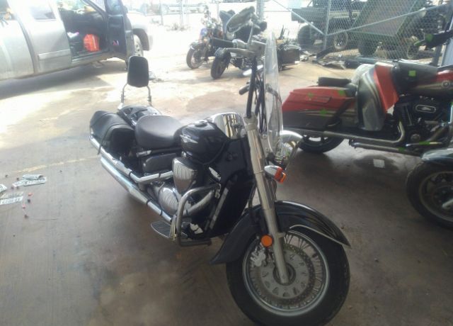 Suzuki VL800/VL800C/VL800T