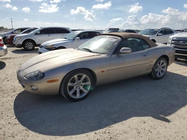 Jaguar XK