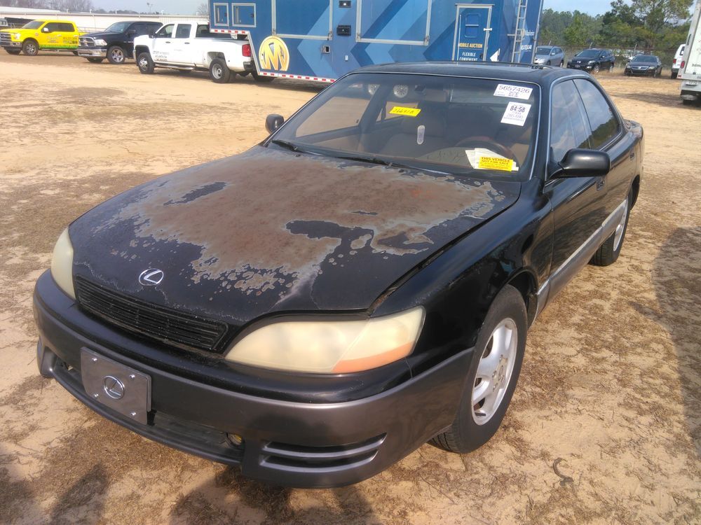 Lexus ES