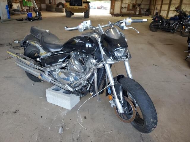 Suzuki VZ800L