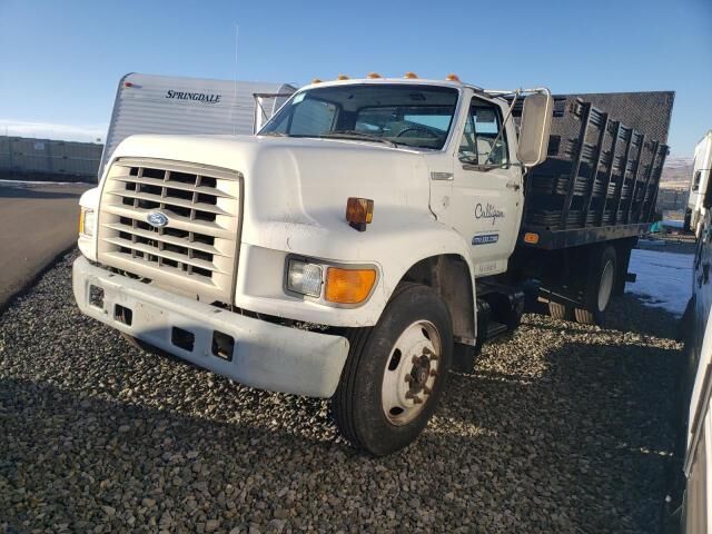 Ford F-800