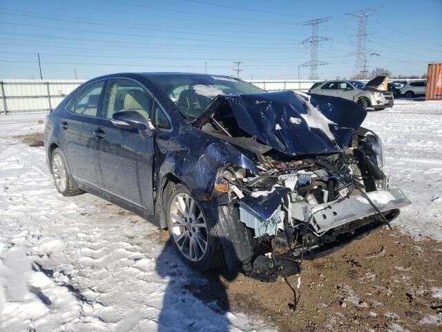 Lexus HS
