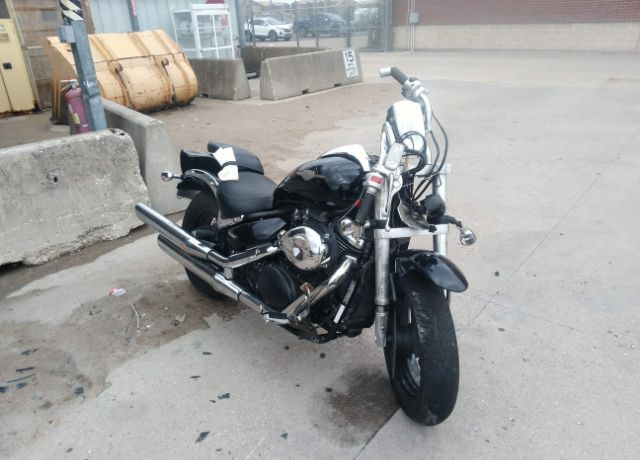 Suzuki VZ800
