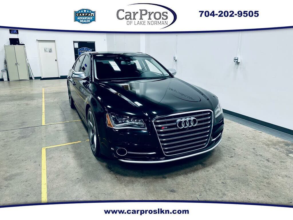 Audi S8