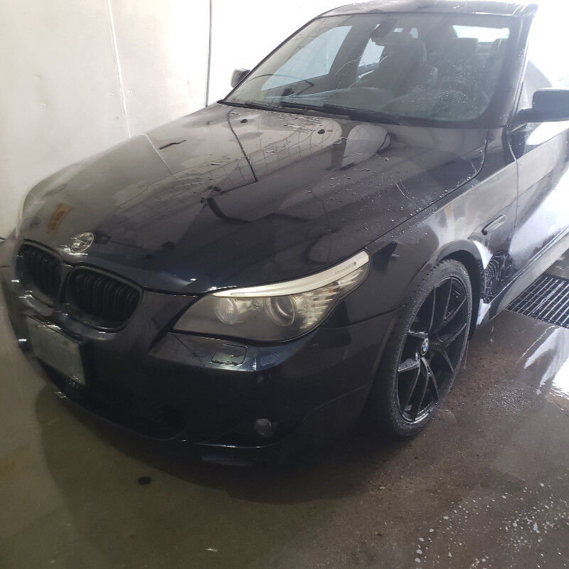 BMW 550i