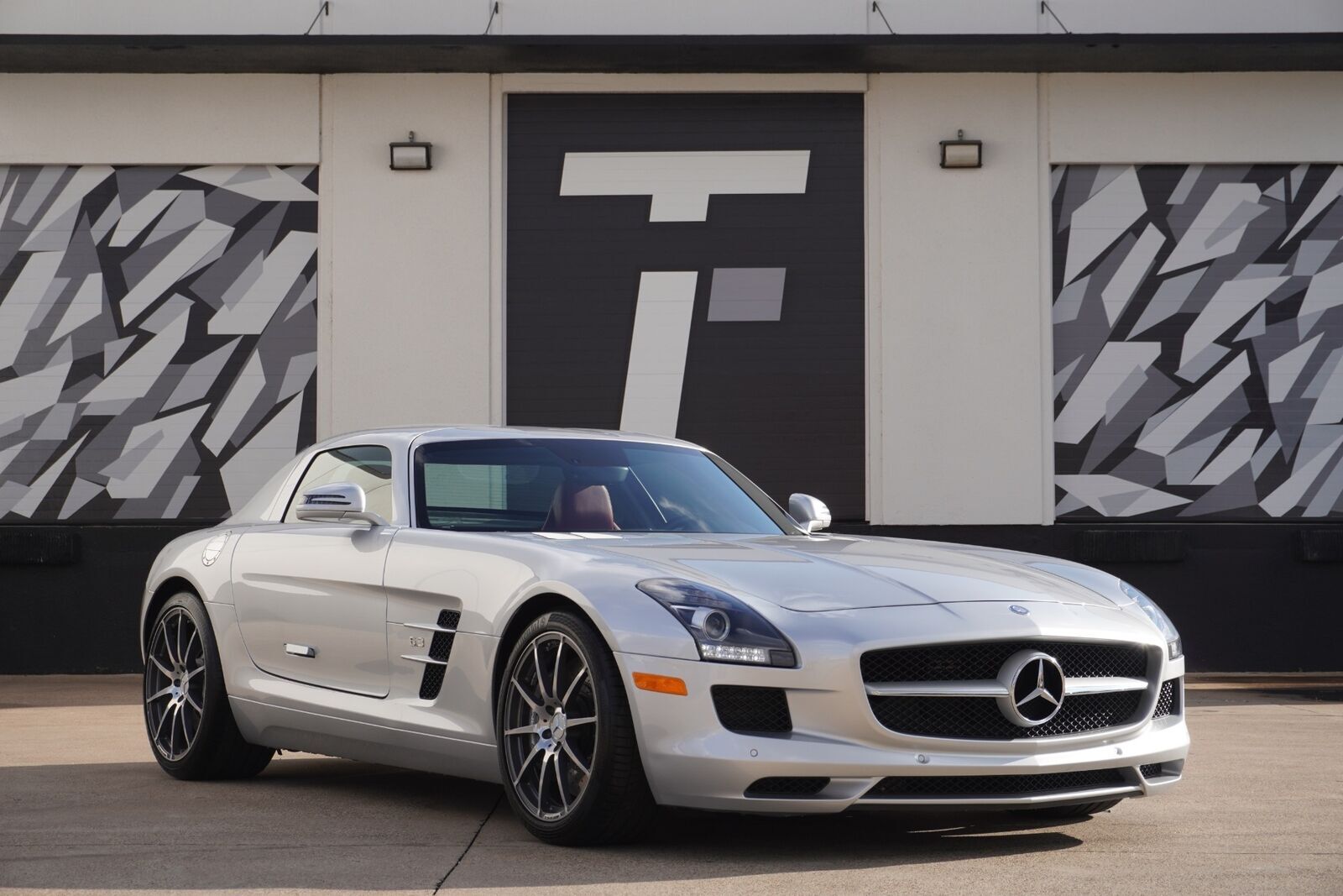 Mercedes-Benz SLS-Class