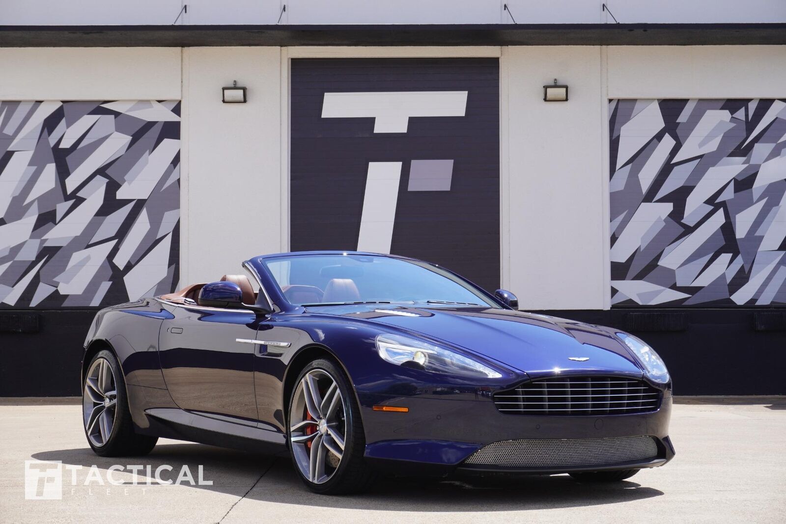 Aston Martin DB9