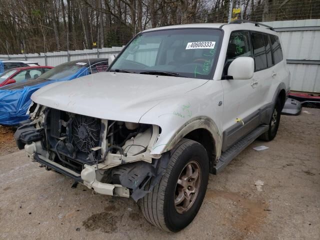 Mitsubishi Montero