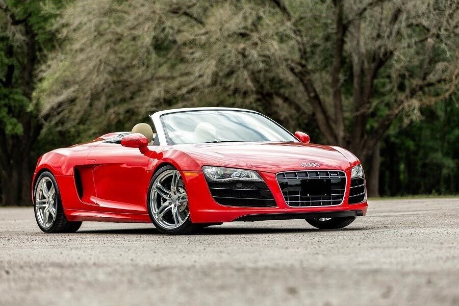 Audi R8
