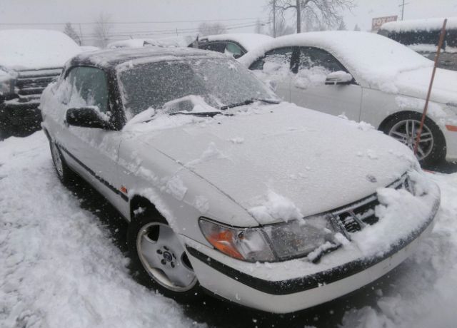Saab 900