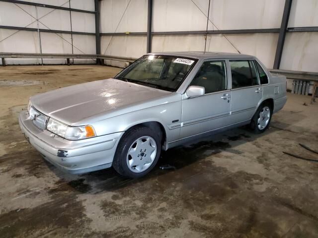 Volvo S90