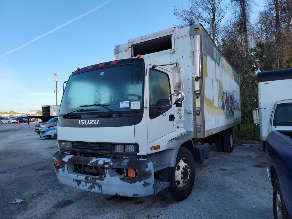 Isuzu T7F