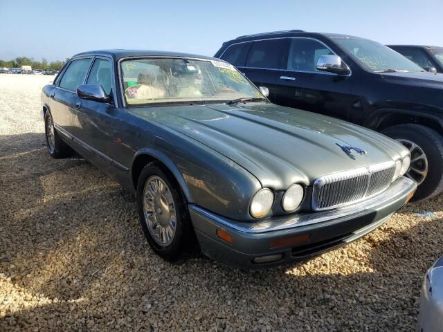 Jaguar Vanden Plas