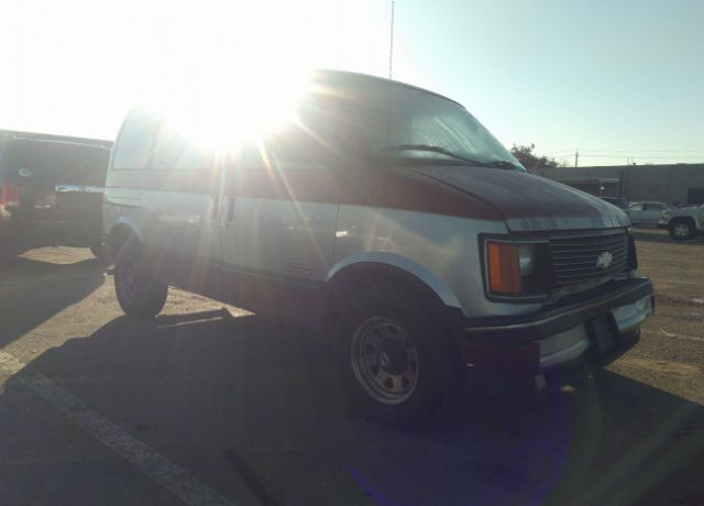 Chevrolet Astro Van