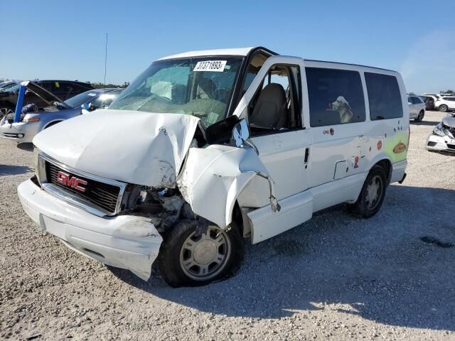 GMC Safari