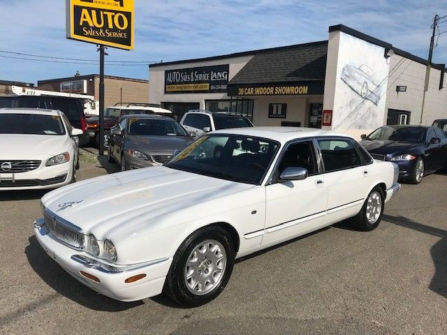 Jaguar Vanden Plas