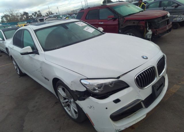 BMW 740i