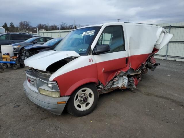 GMC Safari