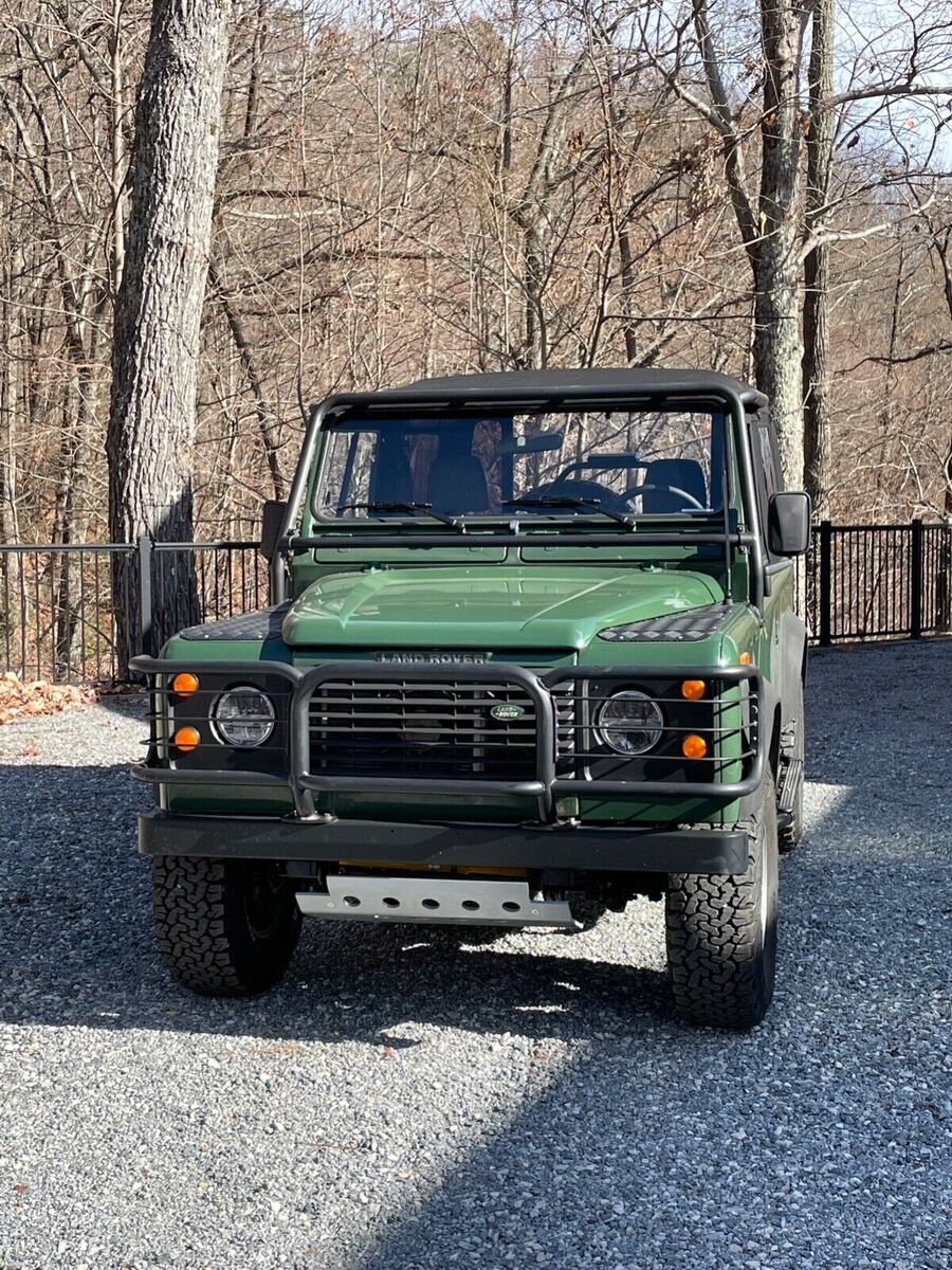 Land Rover Defender
