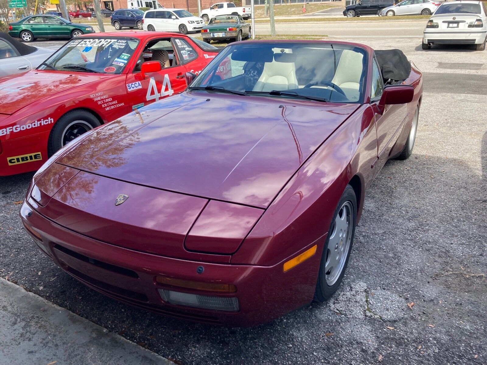 Porsche 944