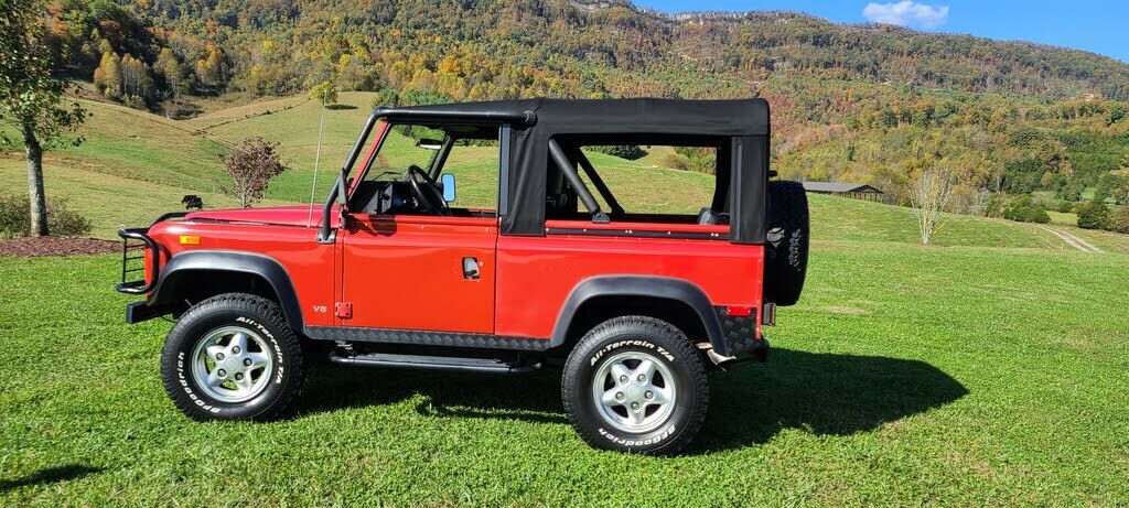 Land Rover Defender