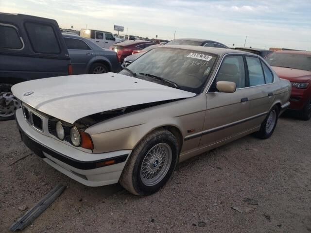 BMW 530i