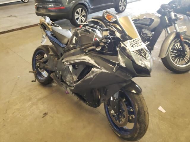 Suzuki GSX-R750