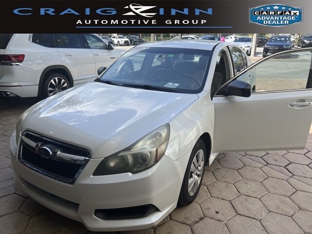2013 SUBARU Legacy