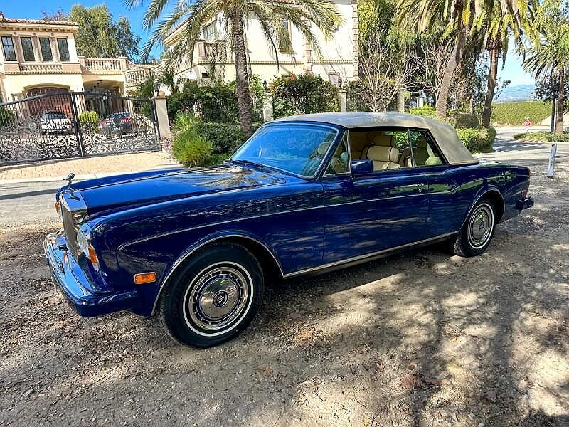 Rolls-Royce Corniche