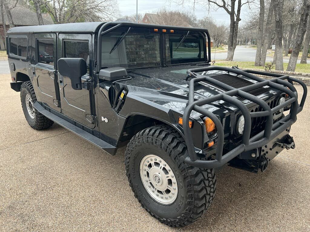 HUMMER H1