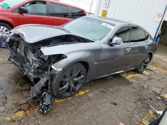 Infiniti Q70L