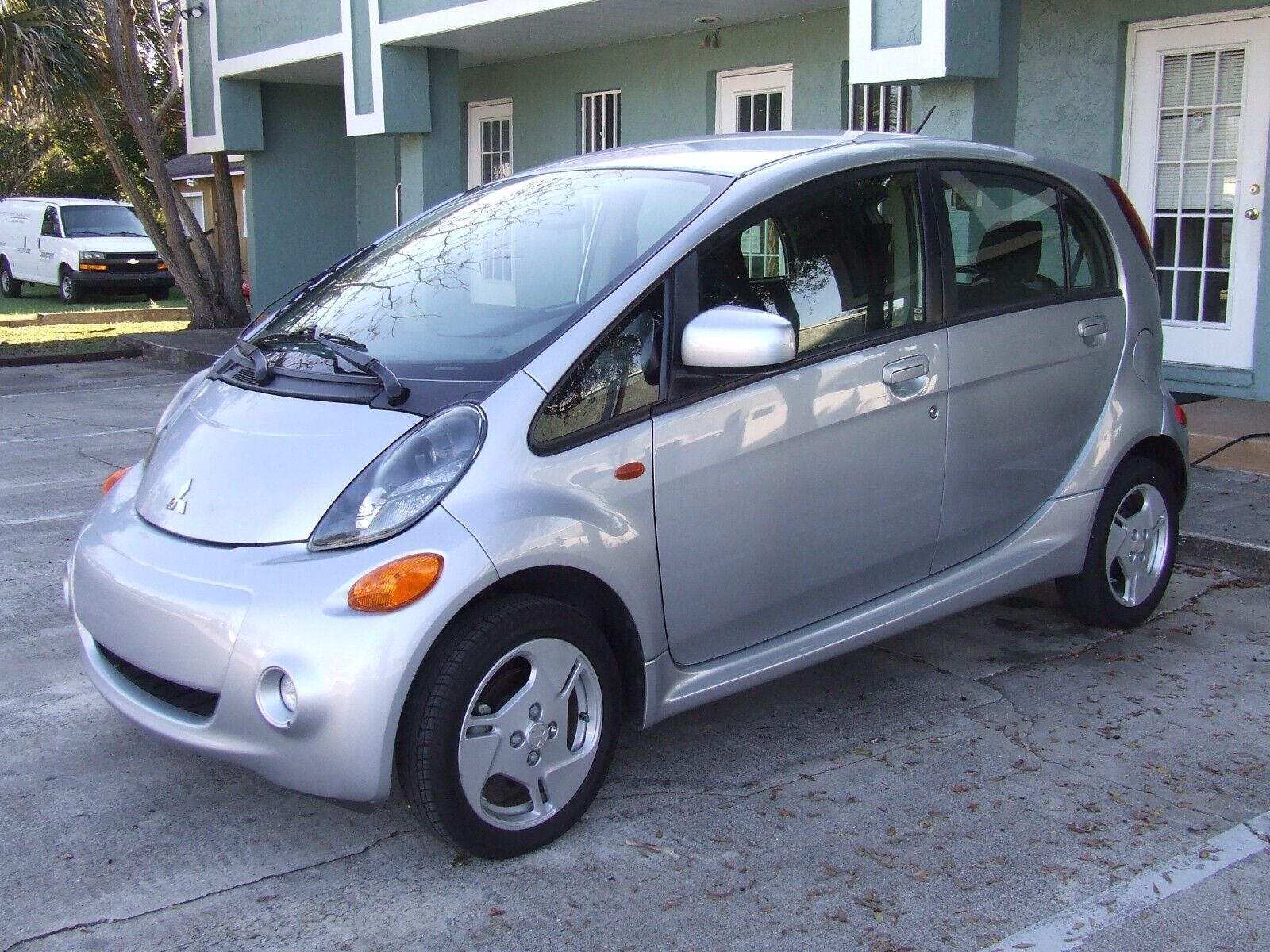 Mitsubishi i-MiEV