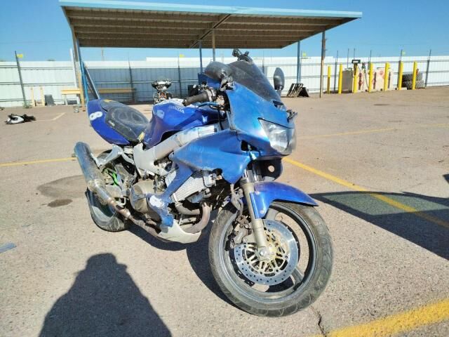 Honda VTR1000F (SUPERHAWK)