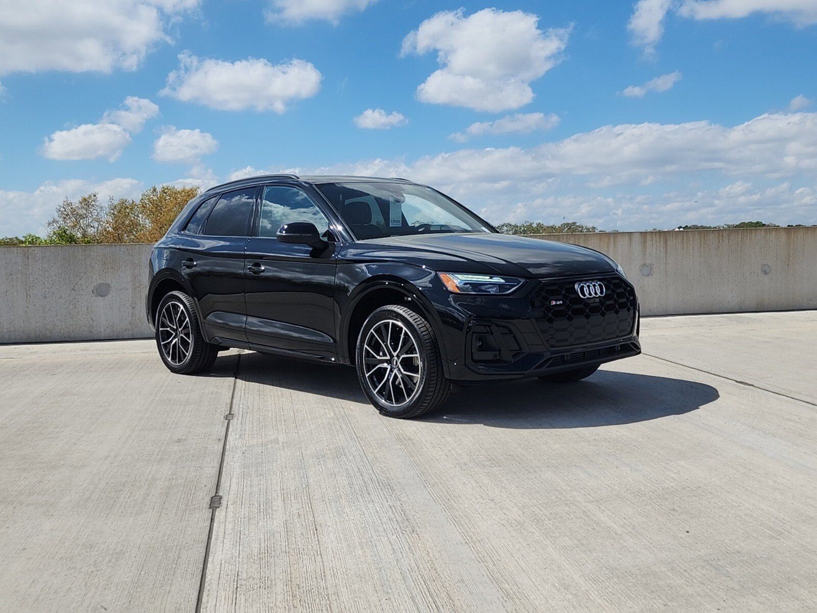 2023 Audi SQ5
