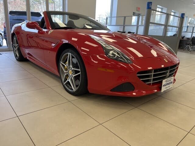 Ferrari California T