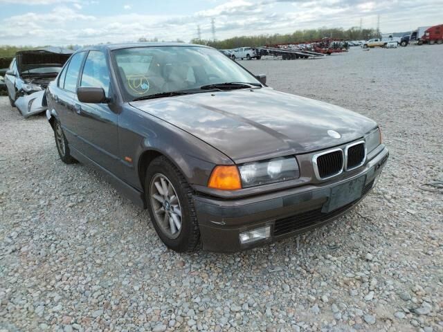 BMW 328i