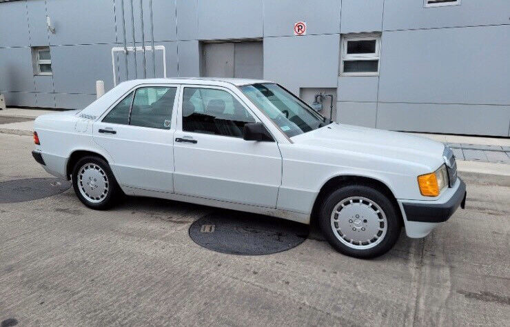 Mercedes-Benz 190