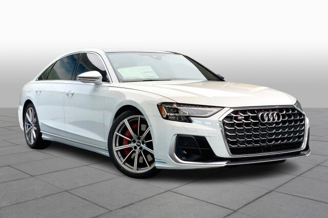 2023 Audi S8