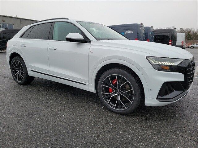 2023 Audi Q8