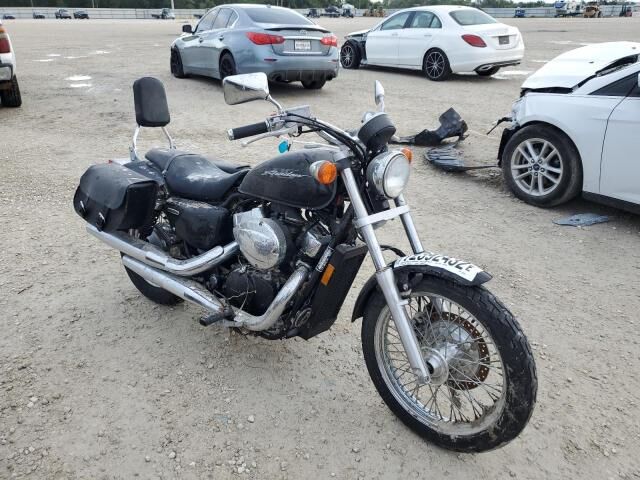 Honda VT750 (Shadow)