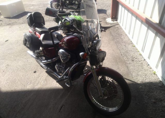 Honda VT600CD (SHADOW VLX DELUXE)