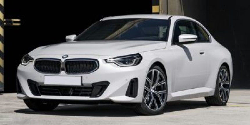 2023 BMW 230i