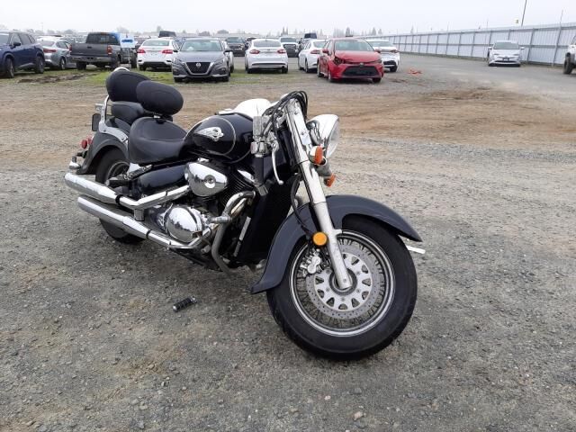 Suzuki VL800K